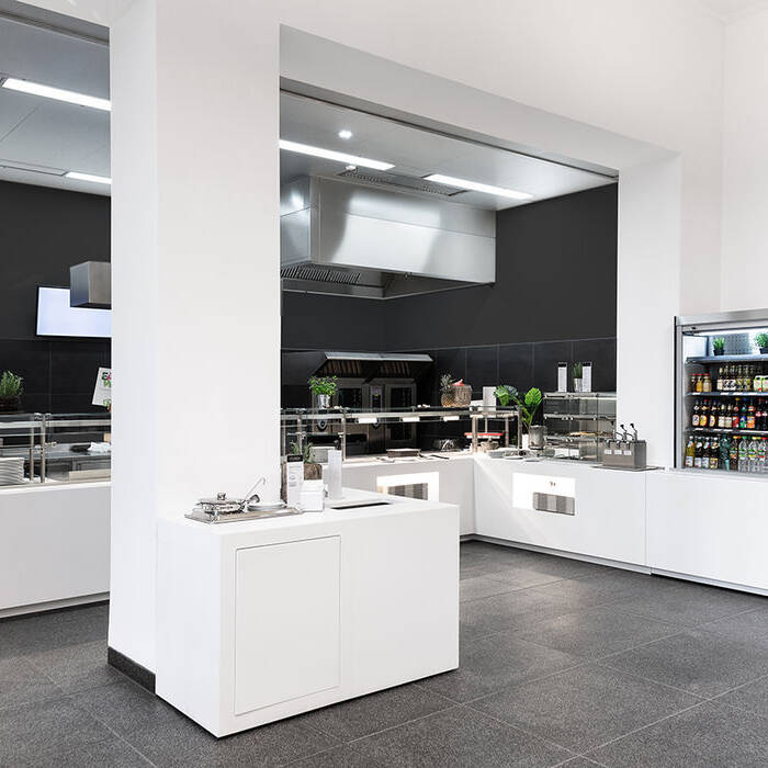 RA_KfW_Tresen-und-Kueche_10_700pixel