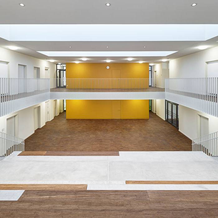 RE_SEZ_006_A4_10_700pixel