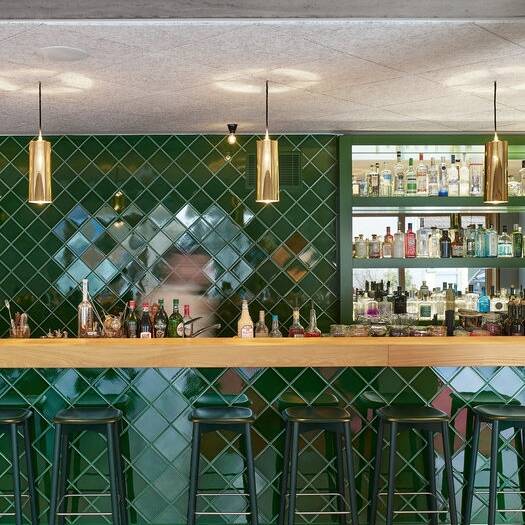 RH2580-0023_10_700pixel