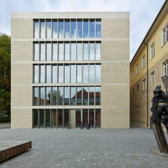 RH2738-0053_15_700pixel