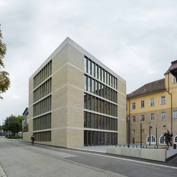 RH2738-0067_15_700pixel