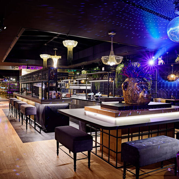 RS25149_DUSOKA_Bar_01-original_15_700pixel