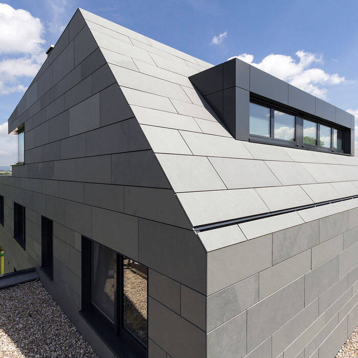 RS_1701_Symmetrisch_05_15_700pixel