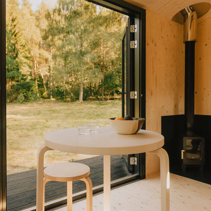 Raus_cabin_livingroom_15_700pixel