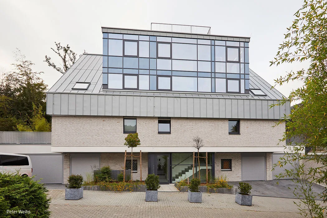 RolanderWeg_Du-sseldorf_Strasse_19_15_700pixel
