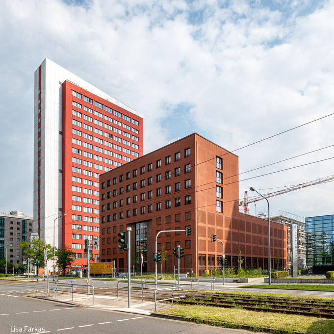 SFA_FrankfurtLyonerStrasse04_LisaFarkas_02_15_700pixel