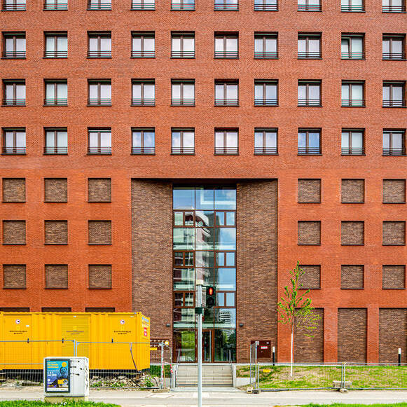 SFA_FrankfurtLyonerStrasse04_LisaFarkas_06_10_700pixel