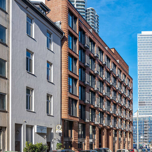 SFA_FrankfurtMainzerLandstrasse_LisaFarkas_06_10_700pixel