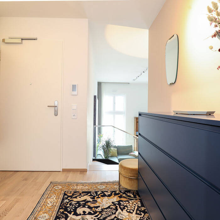 SHND0044_15_700pixel