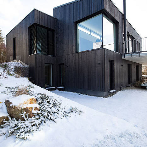 SHND0123_10_700pixel