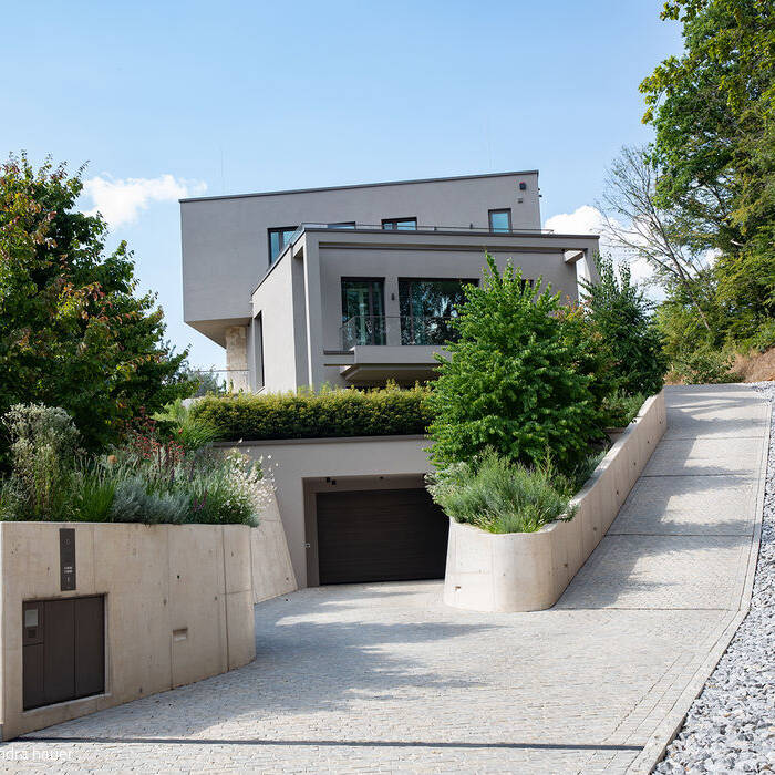 SHND0245_15_700pixel