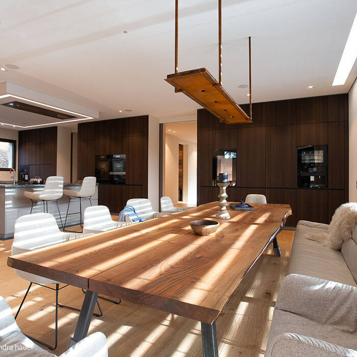 SHND0301_10_700pixel