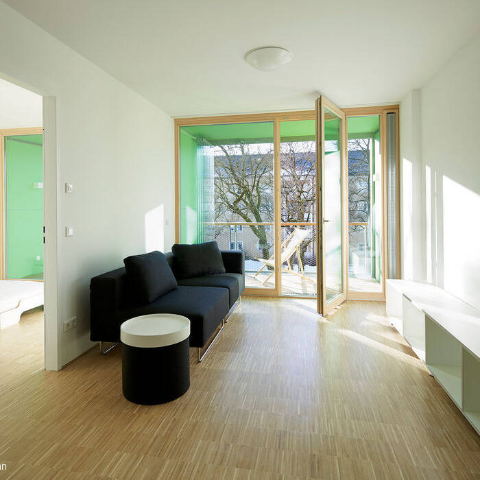 SM1222-001_15_700pixel