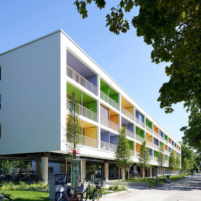 SM1222-028_10_700pixel