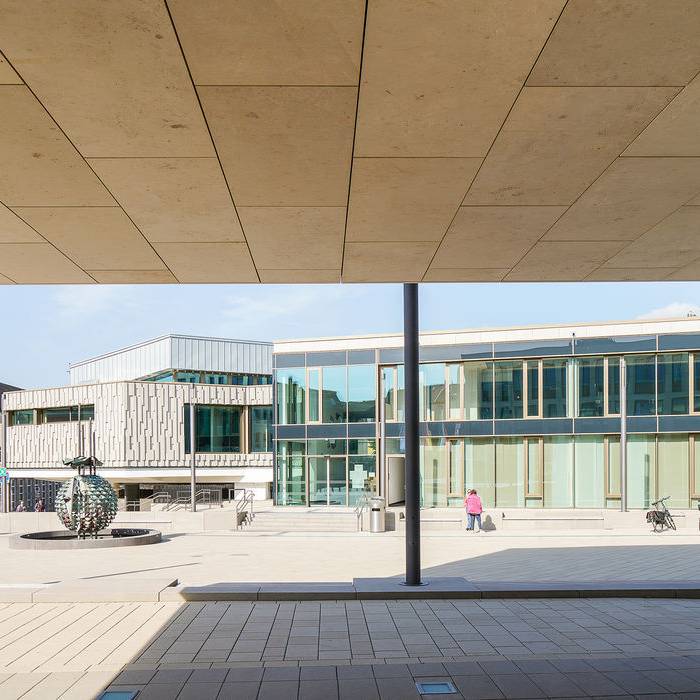 Schwier-0070_19_700pixel