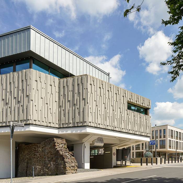 Schwier-0232_15_700pixel