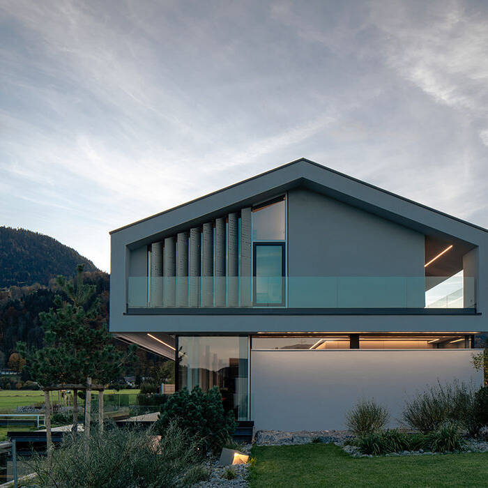 Shine-a-light-5-C-Florian-Holzherr_10_700pixel