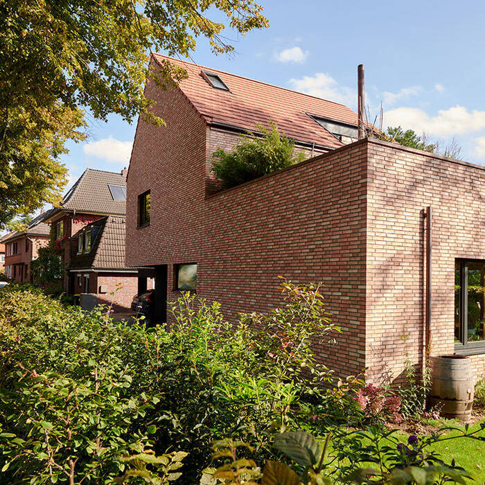 Sodenkamp_JK_aussen_Strasse-gesamt_10_700pixel