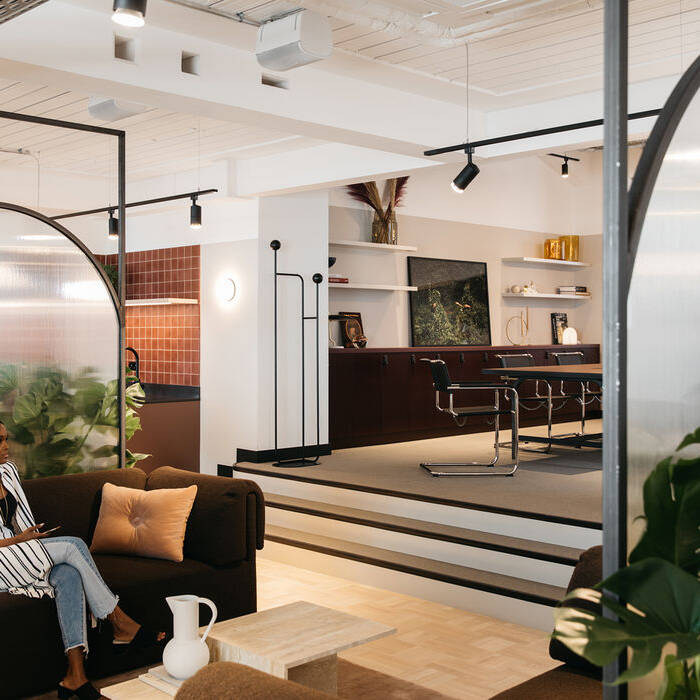 TOG-Kontorhaus-Berlin-1-_15_700pixelxO3c32fUdyu6s