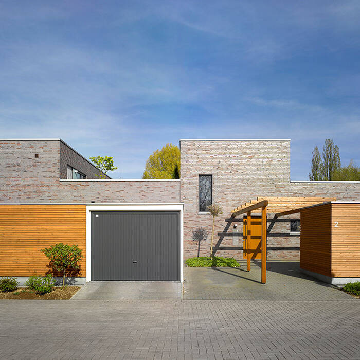 TR1778-1_10_700pixel