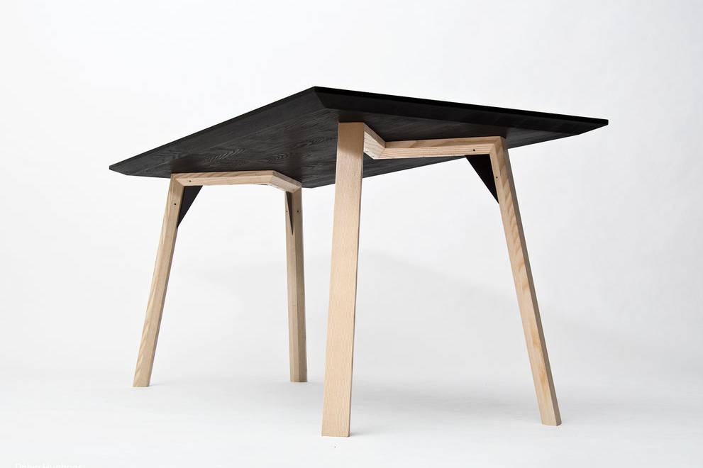 Tisch-Finn-1_15_700pixel