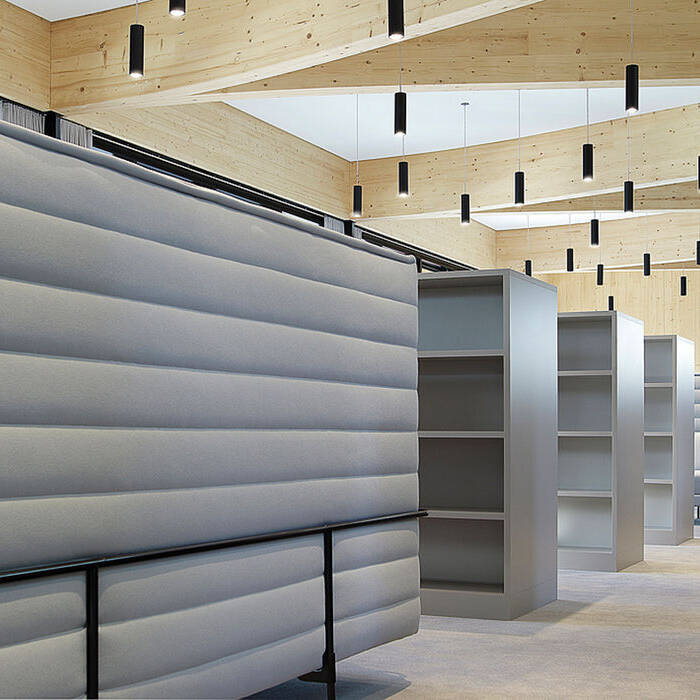 UN0611D-GNUE_Bibliothek_3217_S_10_700pixel