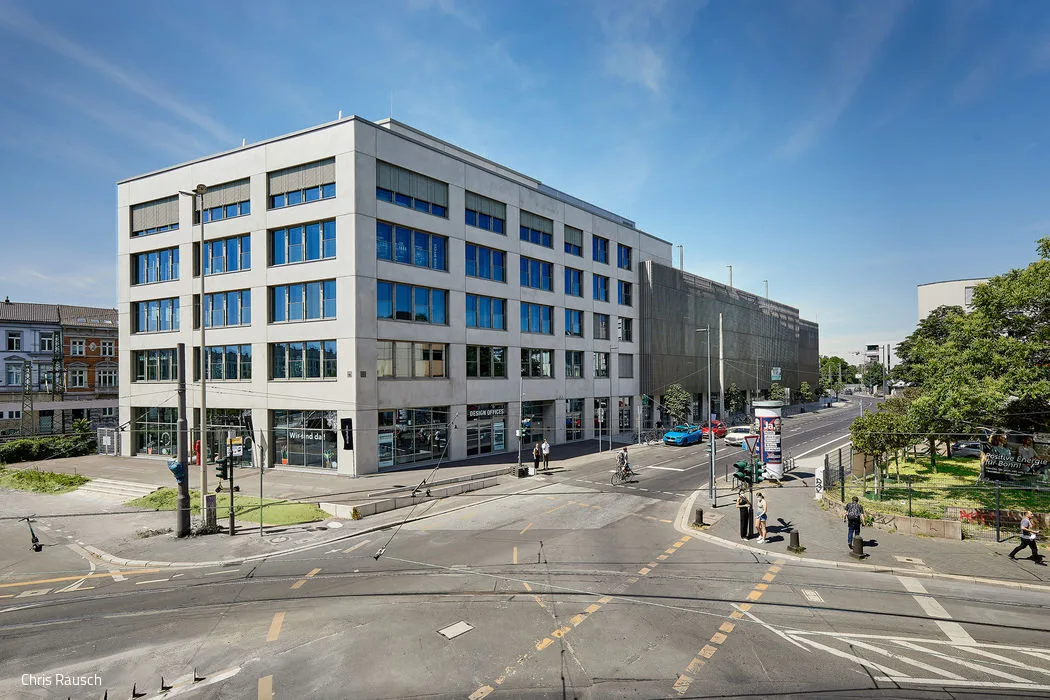 USB_City-Office_19_700pixel