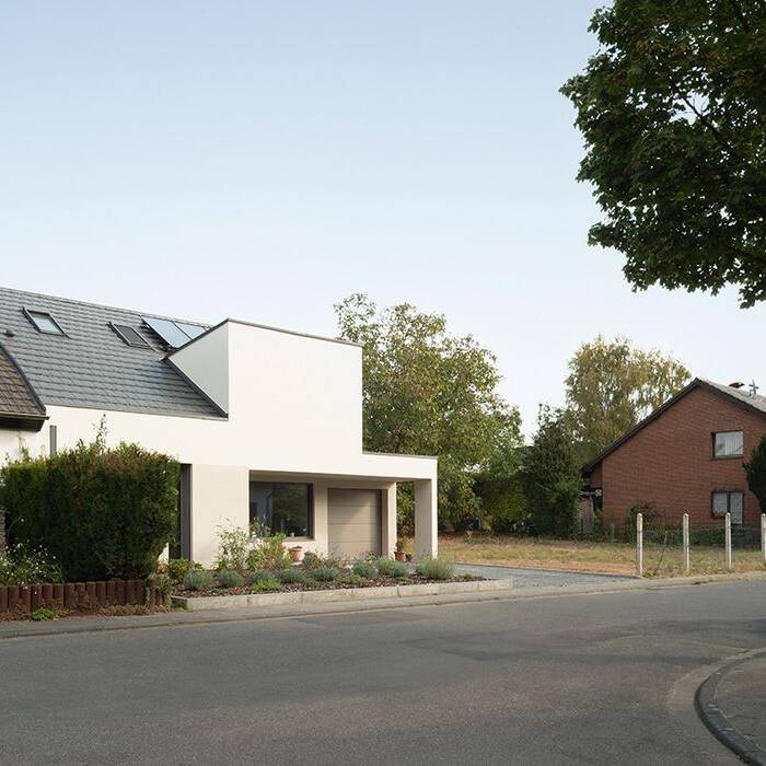 VEF_0787_f_10_700pixel