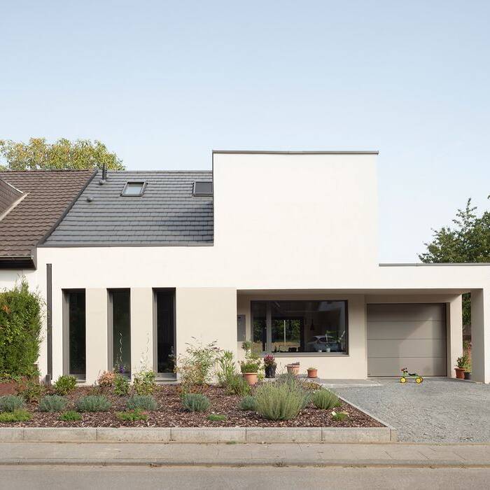 VEF_0819_f_15_700pixel