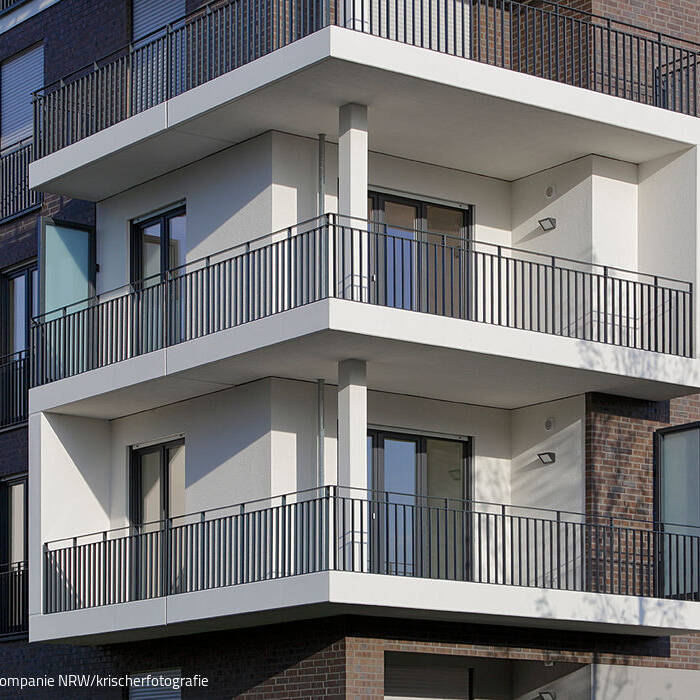 VIERZIG549_Du_e-sseldorf_20191014_03_Hi_10_700pixel