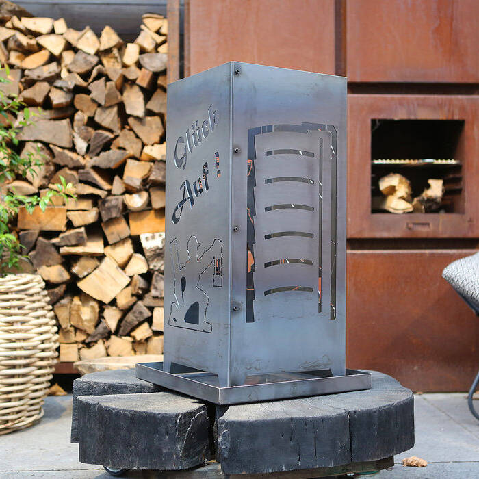 Viefhaus_Made_of_Steel_Feuersa-ule_Gasometer_Glu-ck_auf_Bergmann_15_700pixel