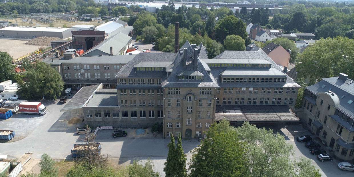 Before – Drone view, west façade_20_700px
