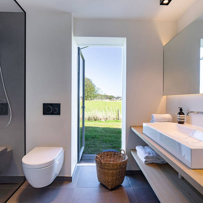 W1909C9434_10_700pixel