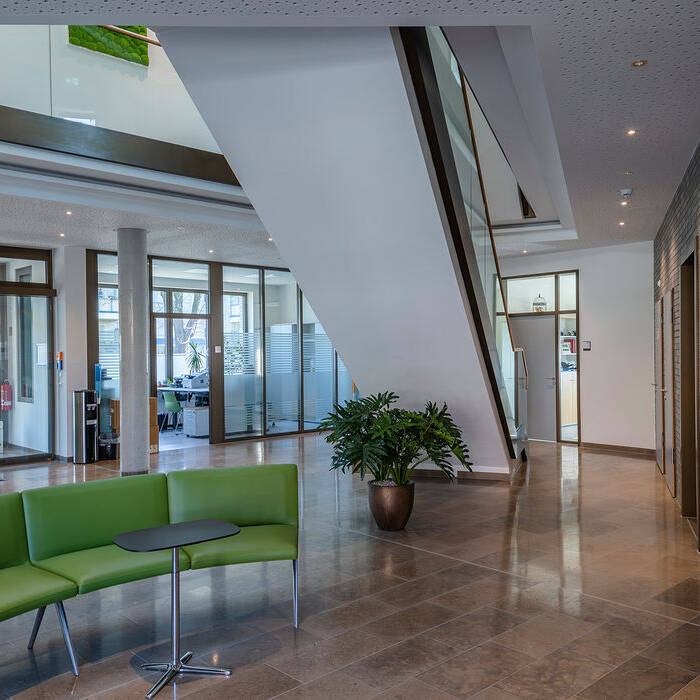 W-J_WALDOW-5_15_700pixel