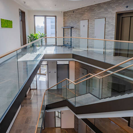 W-J_WALDOW-6_10_700pixel