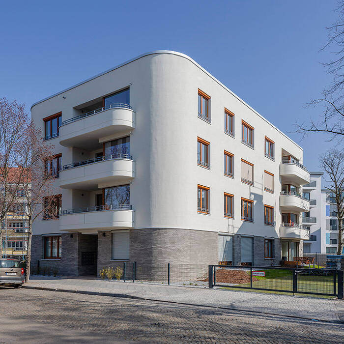 W-J_WALDOW-9_10_700pixel