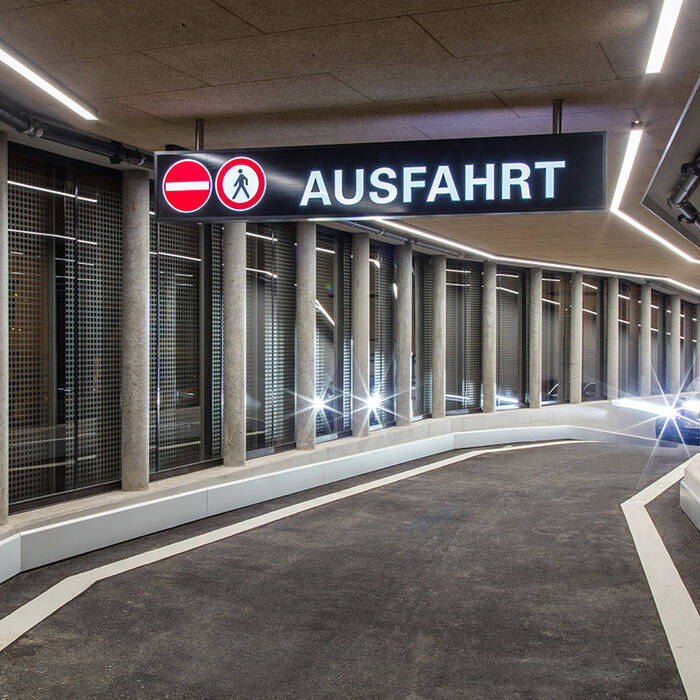 WUB-HofbraeuhausParkgarage-Ausfahrt_10_700pixel