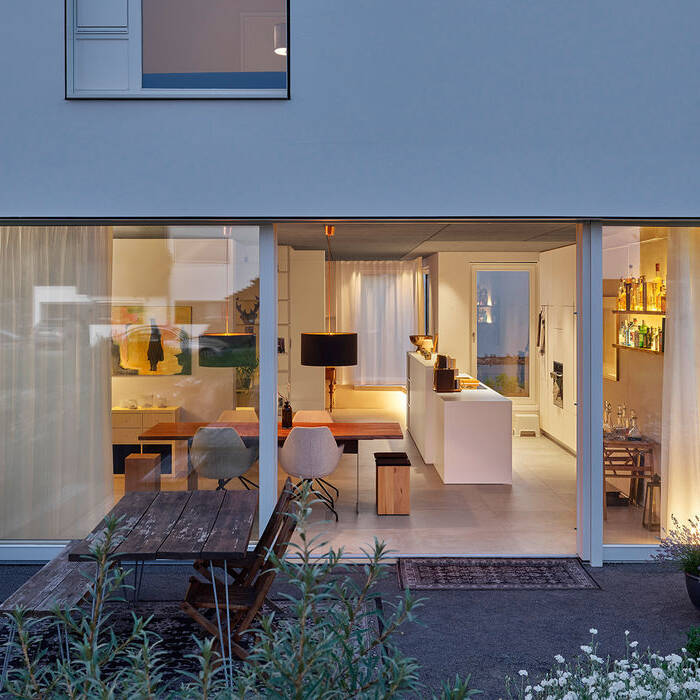 ZB633-21_15_700pixel