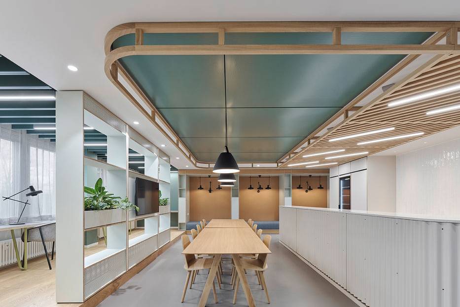 ZB718-07_15_700pixel