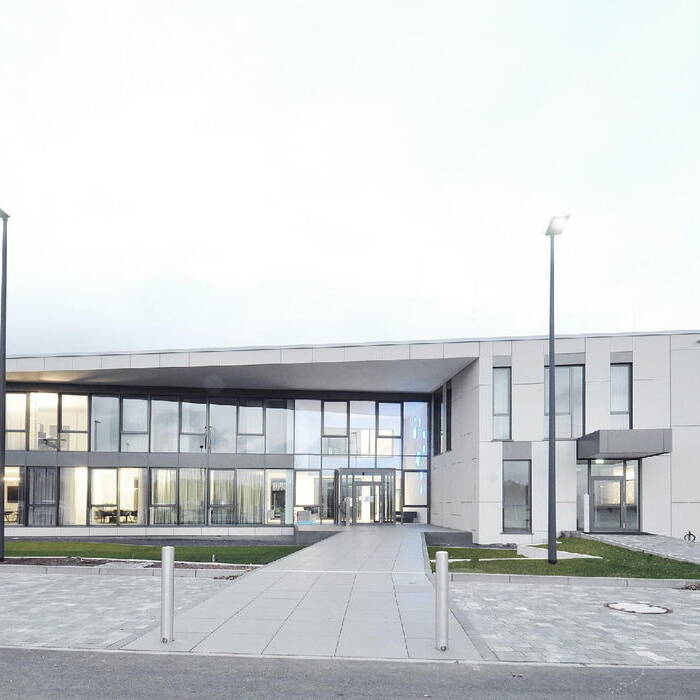 Zwick-Verwaltung_Aussen03_700pixelNwDQyt3EFDJ8s