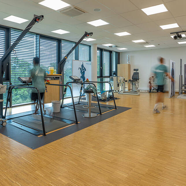 _21H1464_10_700pixel