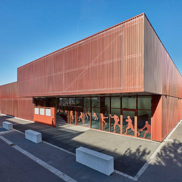 _50A0017-1_15_700pixel