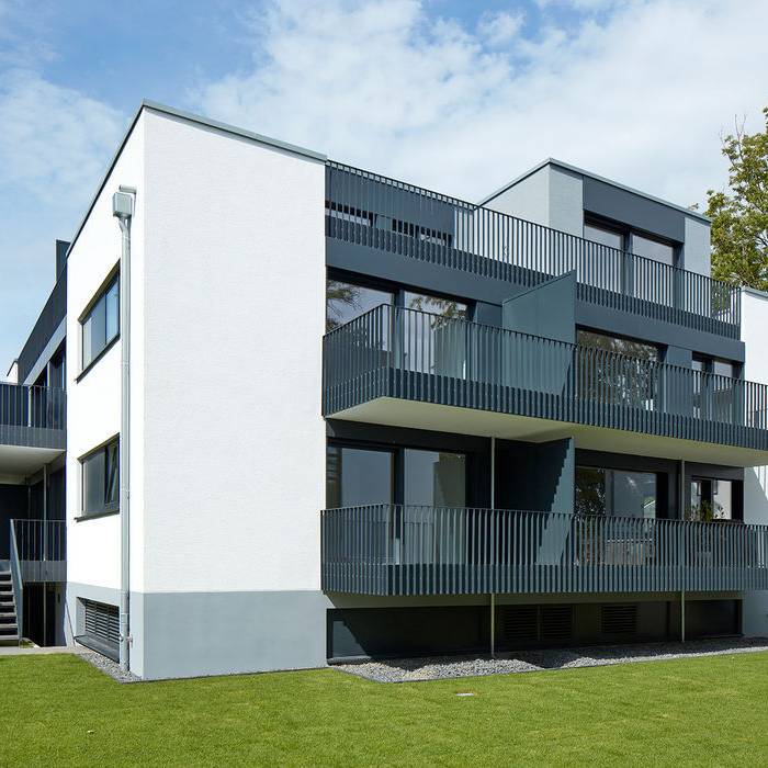 _52A1528_15_700pixel