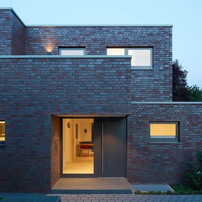 _52A2100_10_700pixel