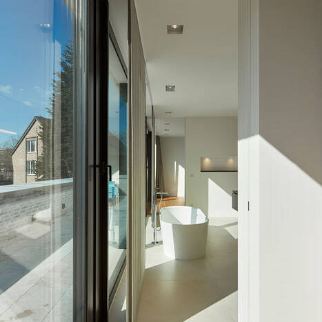 _52A3539-retu_10_700pixel