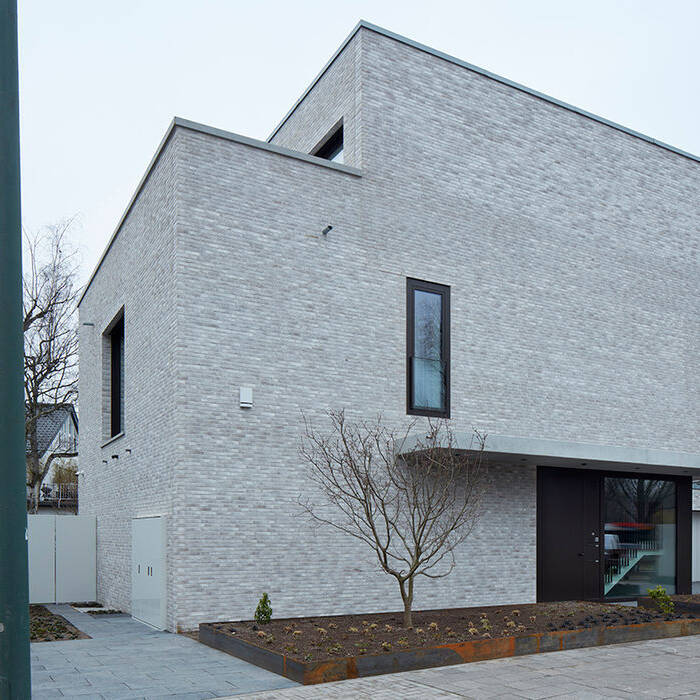 _52A3747_10_700pixel