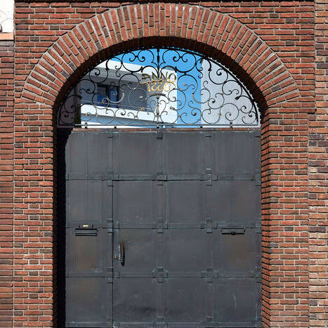 _52A4935_10_700pixel