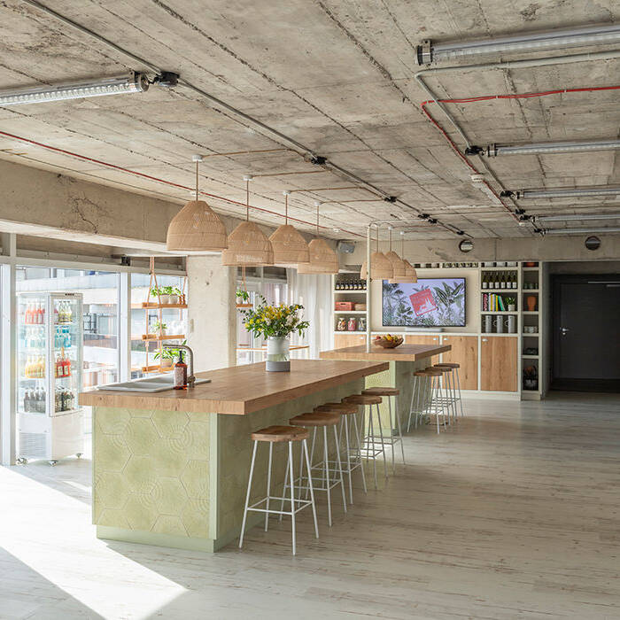 _AD55804_10_700pixel