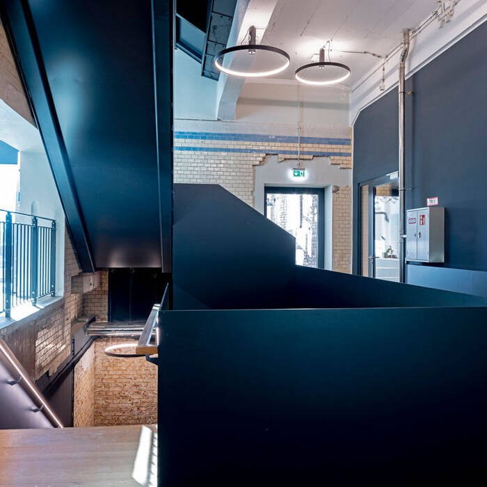 _AWR1404_10_700pixel