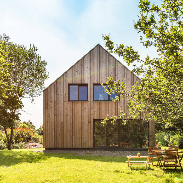 _D817061_15_700pixel